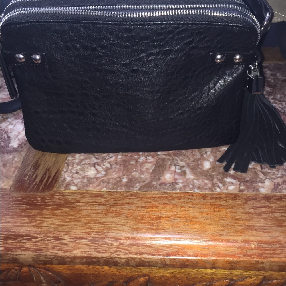 Kenneth Reaction black crossbody bag
